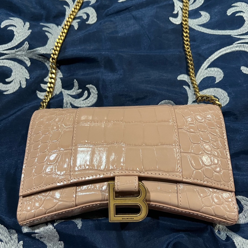 BALENCIAGA HOURGLASS WALLET ON CHAIN BOX